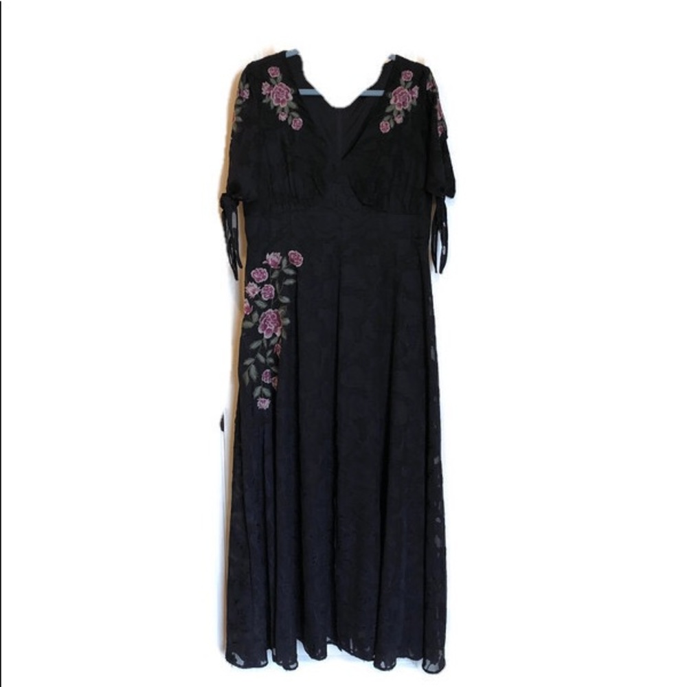 Black rose dress